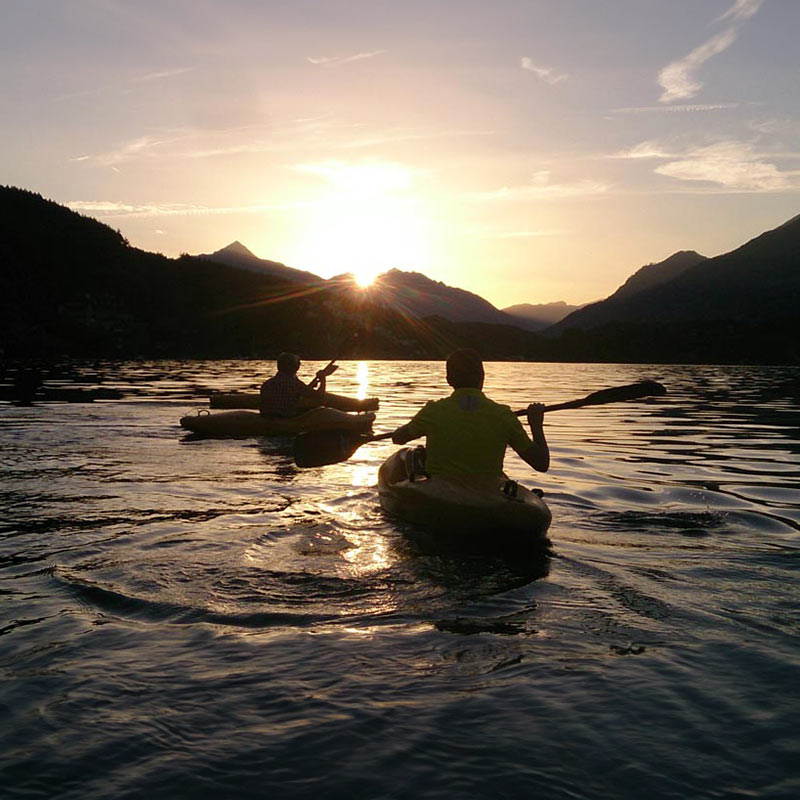 Sonneauf- / untergangsfahrten mit Kajak oder SUP Bild: Sonnenuntergansfahrt mit Kajaks